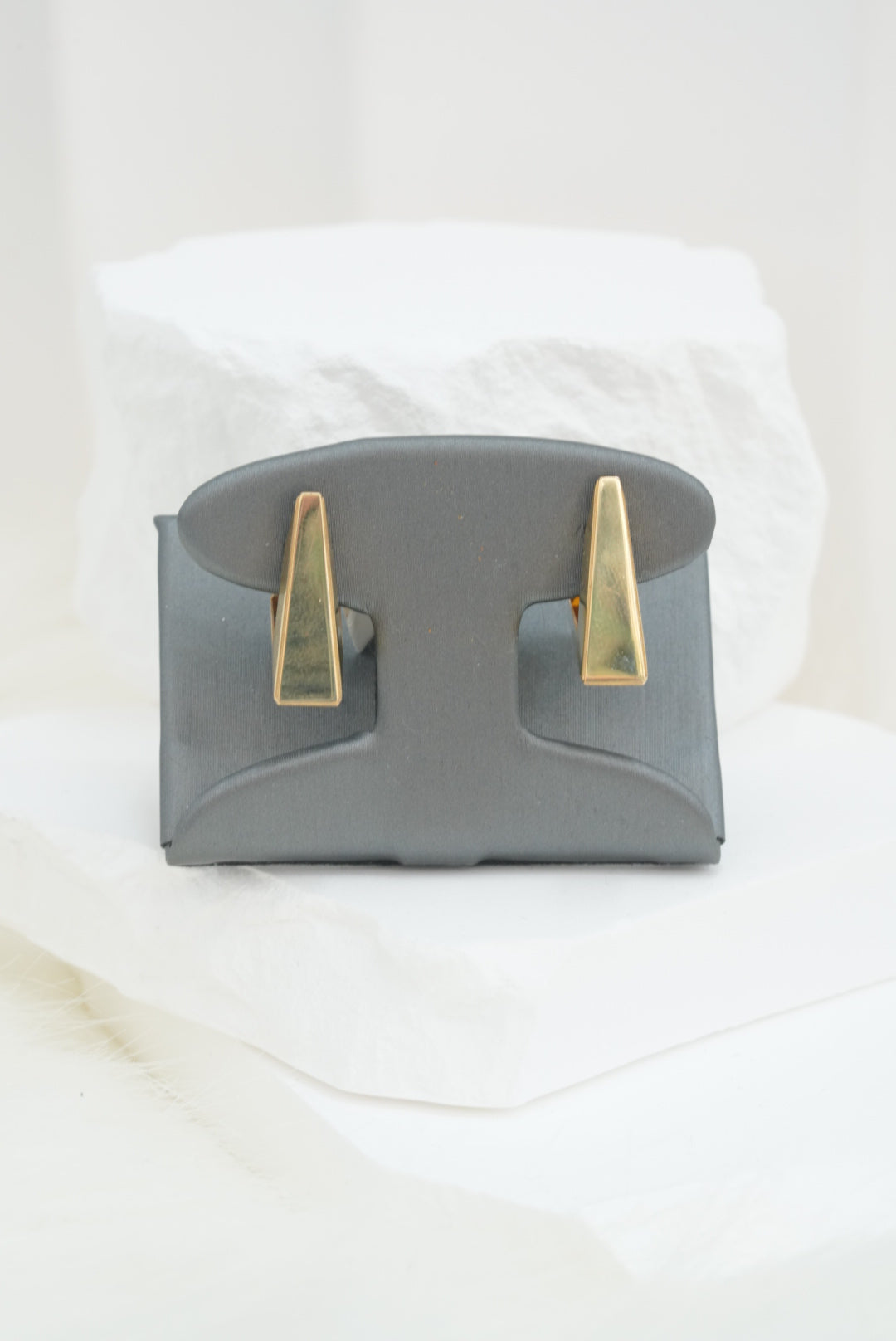 10k Earrings - Triangle of Gold