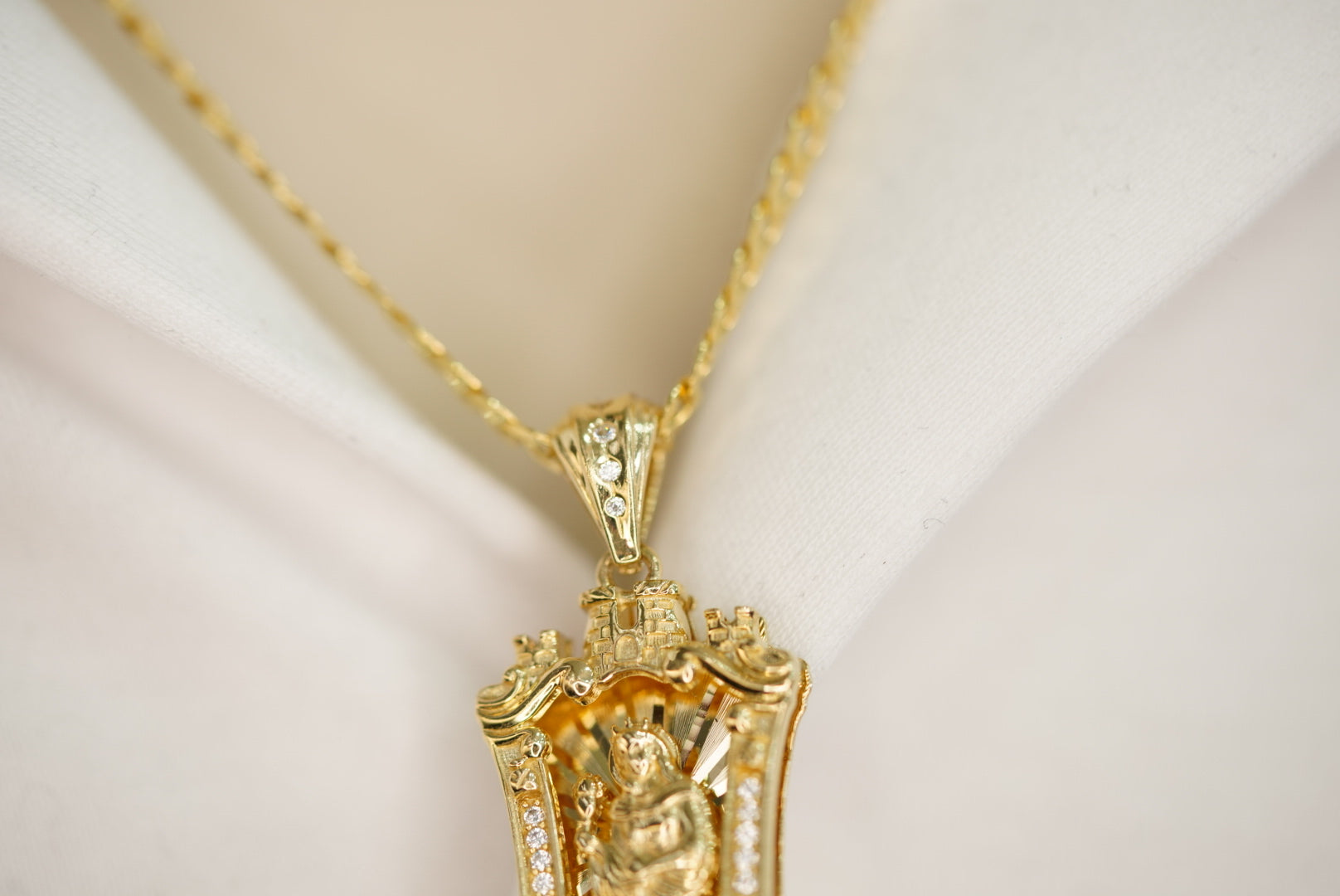 10k Set or Single Diamond Cut Chain and Virgin Pendant Solid