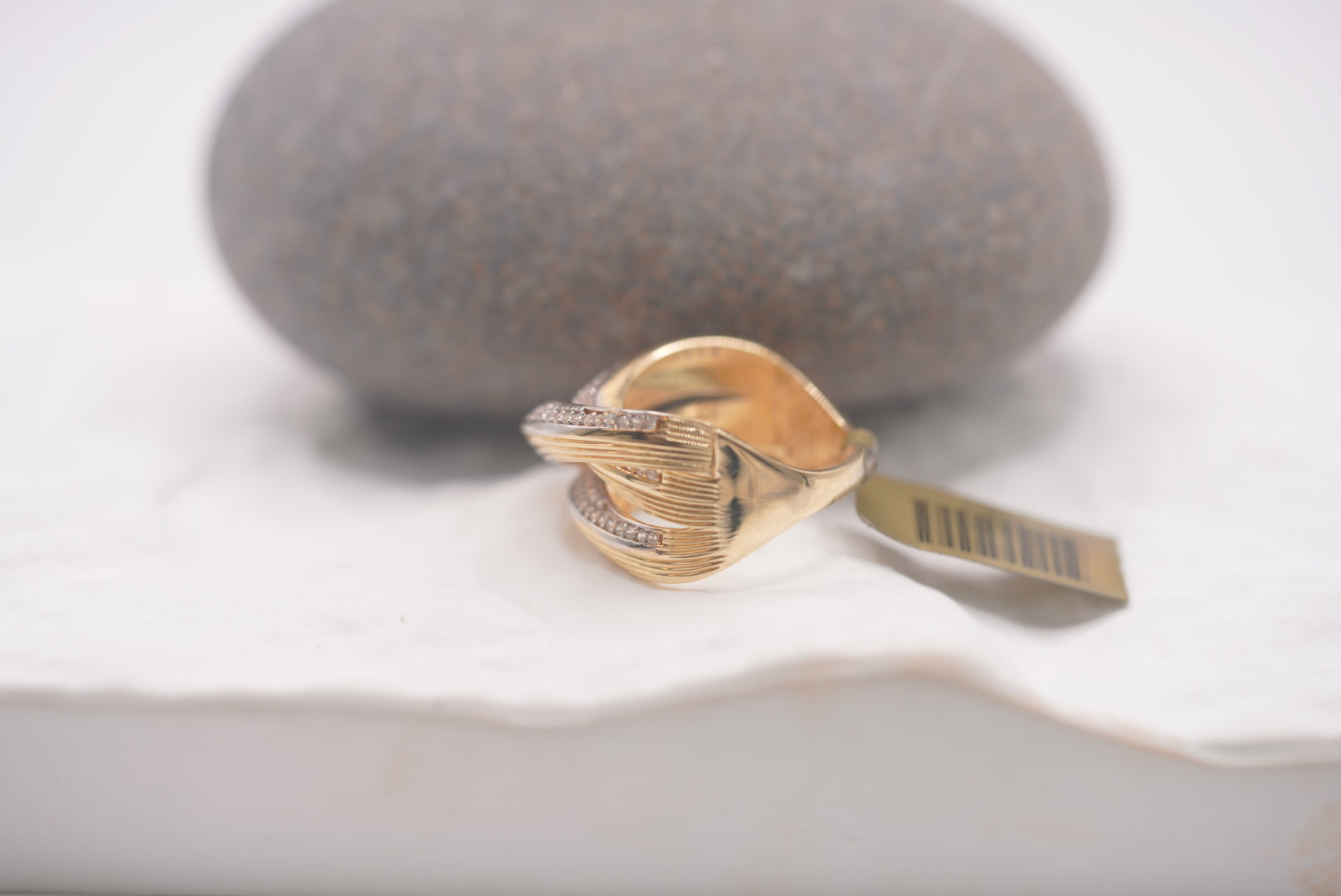14k Women’s Ring - Golden Touch