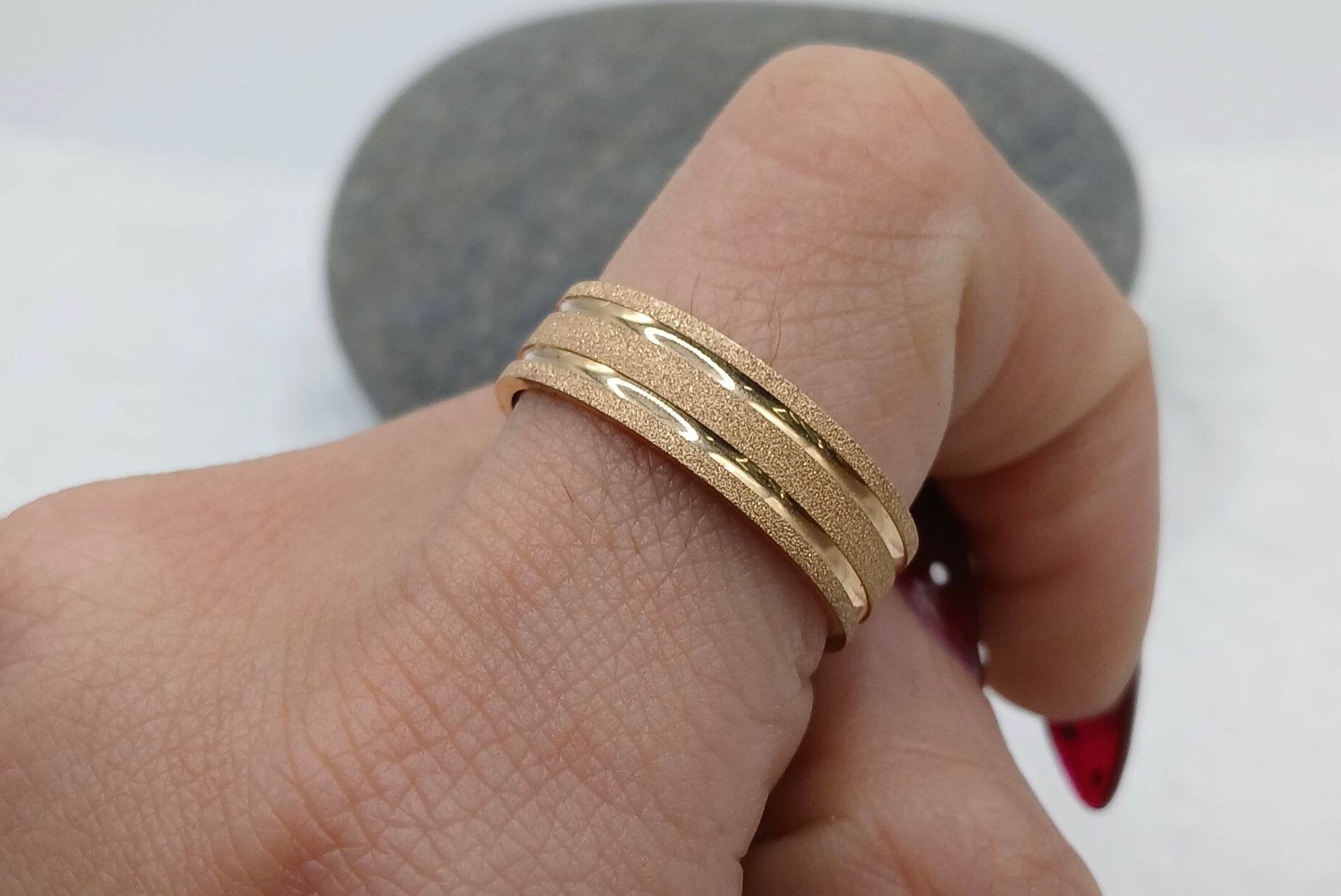 14k Alliance Ring - Classic Beauty