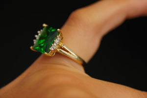 14k Green Crystal Ring