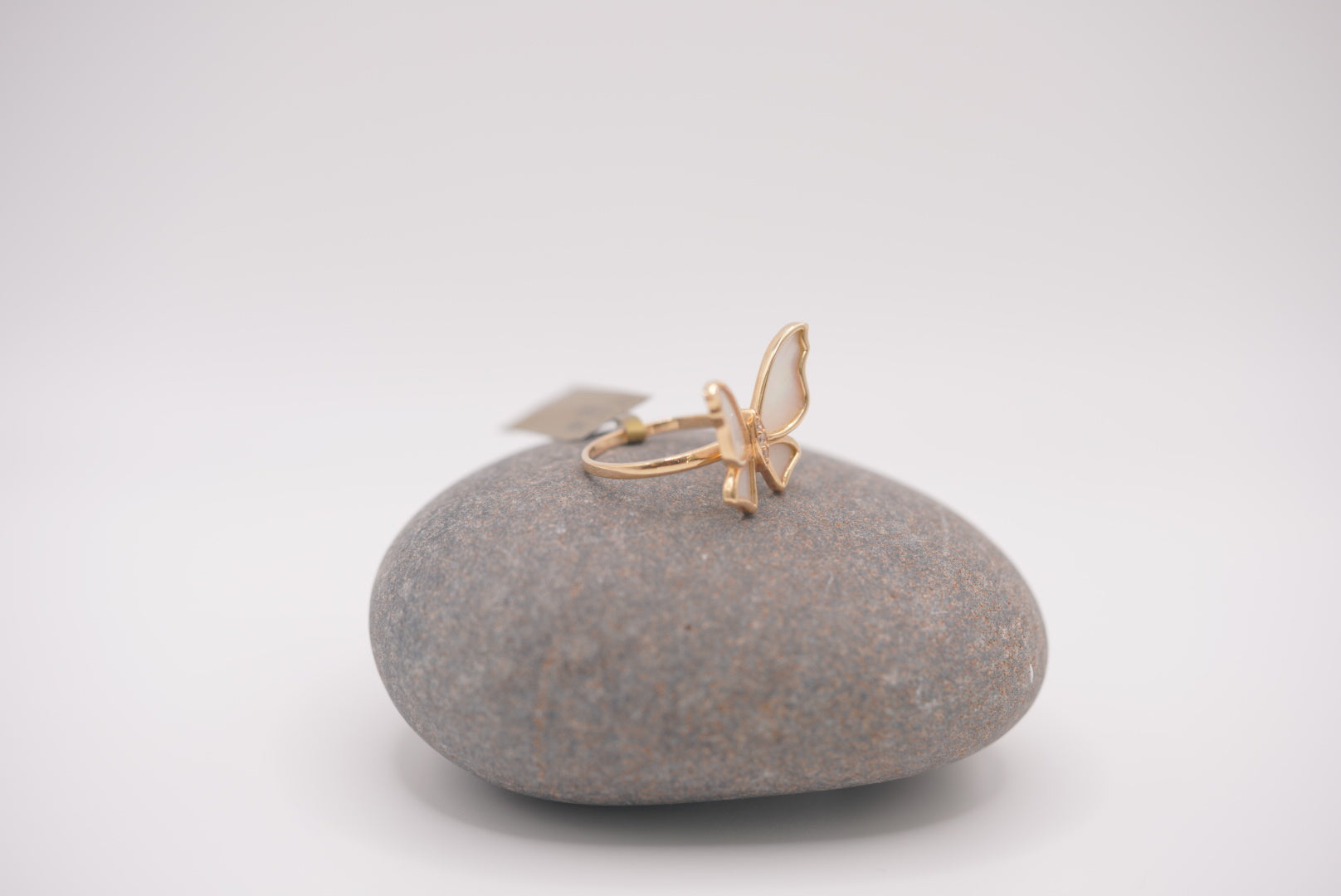 14k Women’s Ring - Majestic Fly