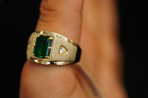 14k Green Square Ring