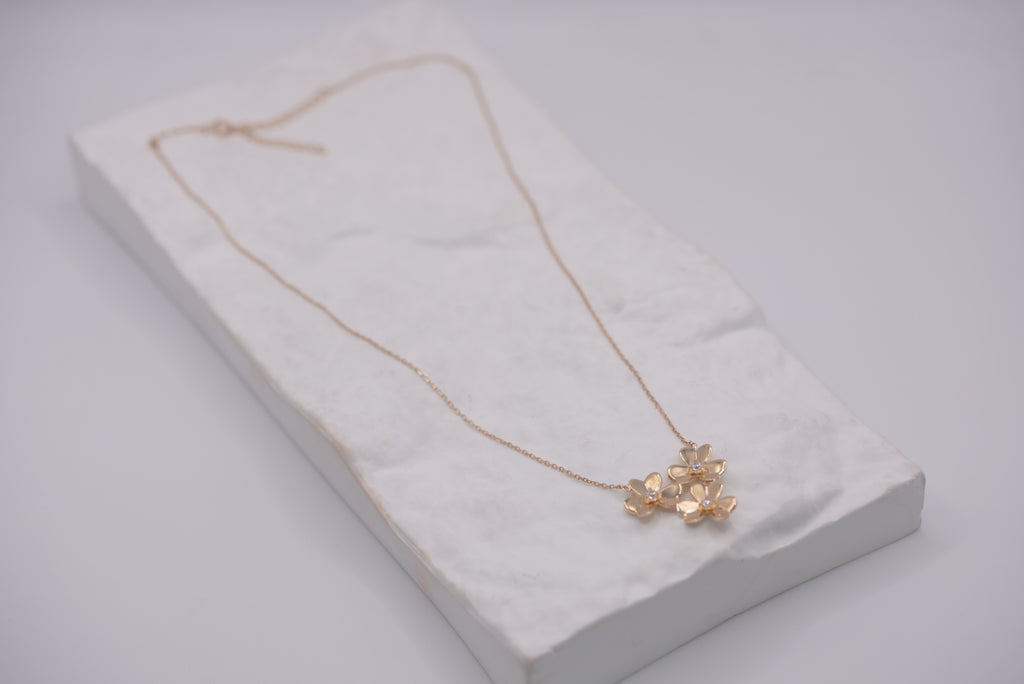 14k Women’s Necklace - Flower Candor