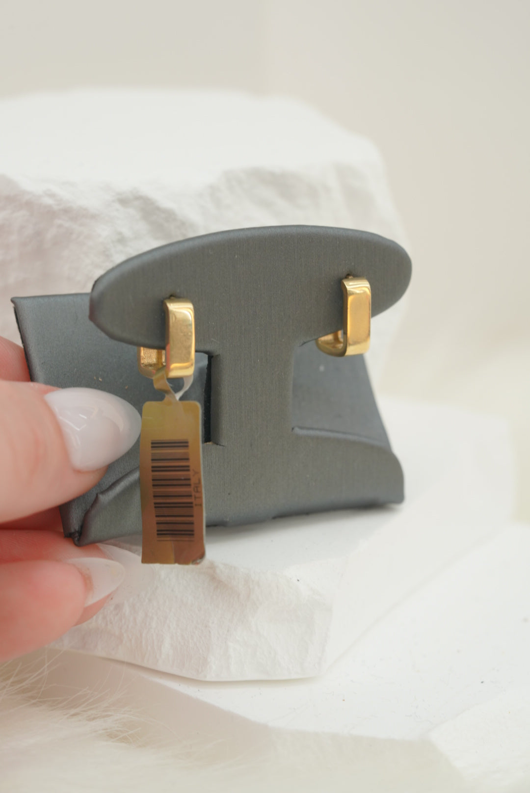 14k Hoops - Tiny Squares