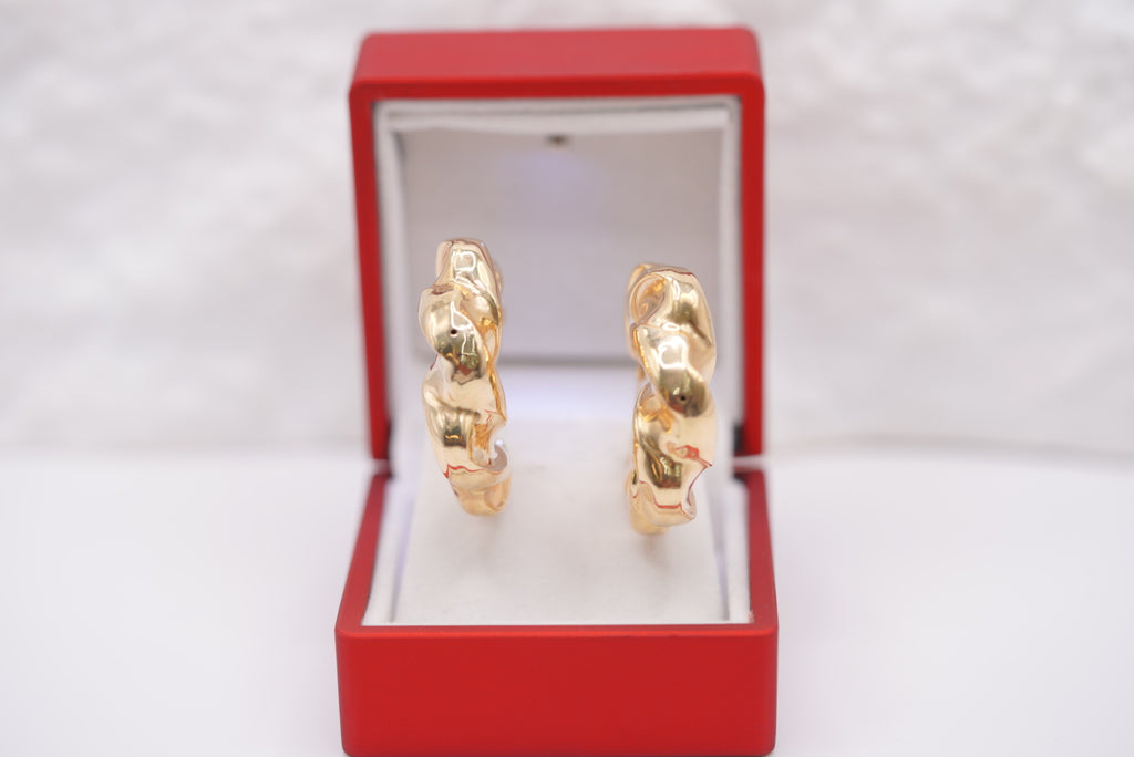 14k Hoop Earrings - Urban Twist