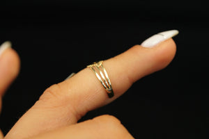 14k Open Cuff Feet Ring