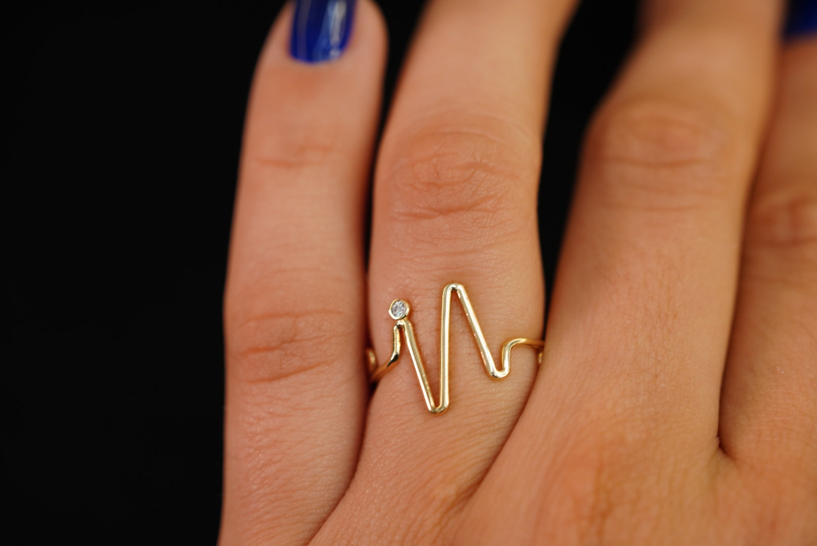 14k Triangular Lines Ring