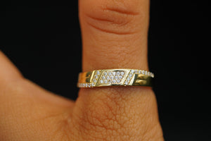 14k Crystal Band Ring