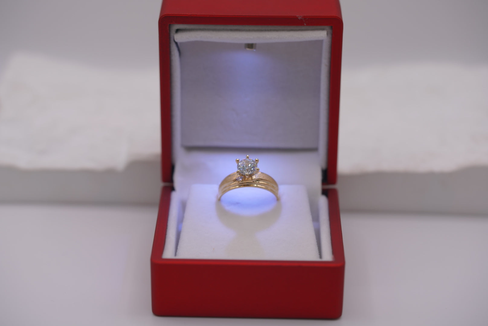 14k Engagement Ring - Classic Love