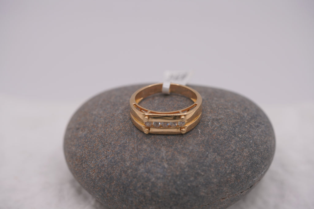 14k Alliance Ring - Elegant Design