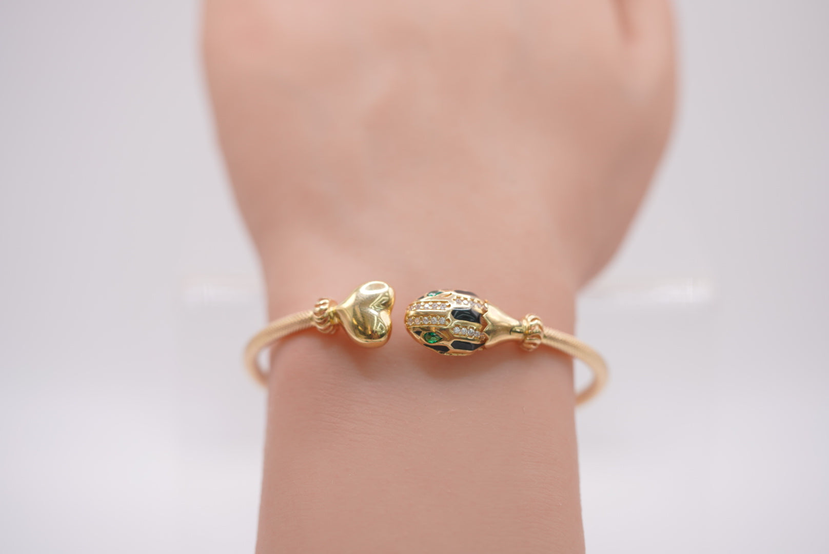 14k Women’s Bracelet - Snake Love