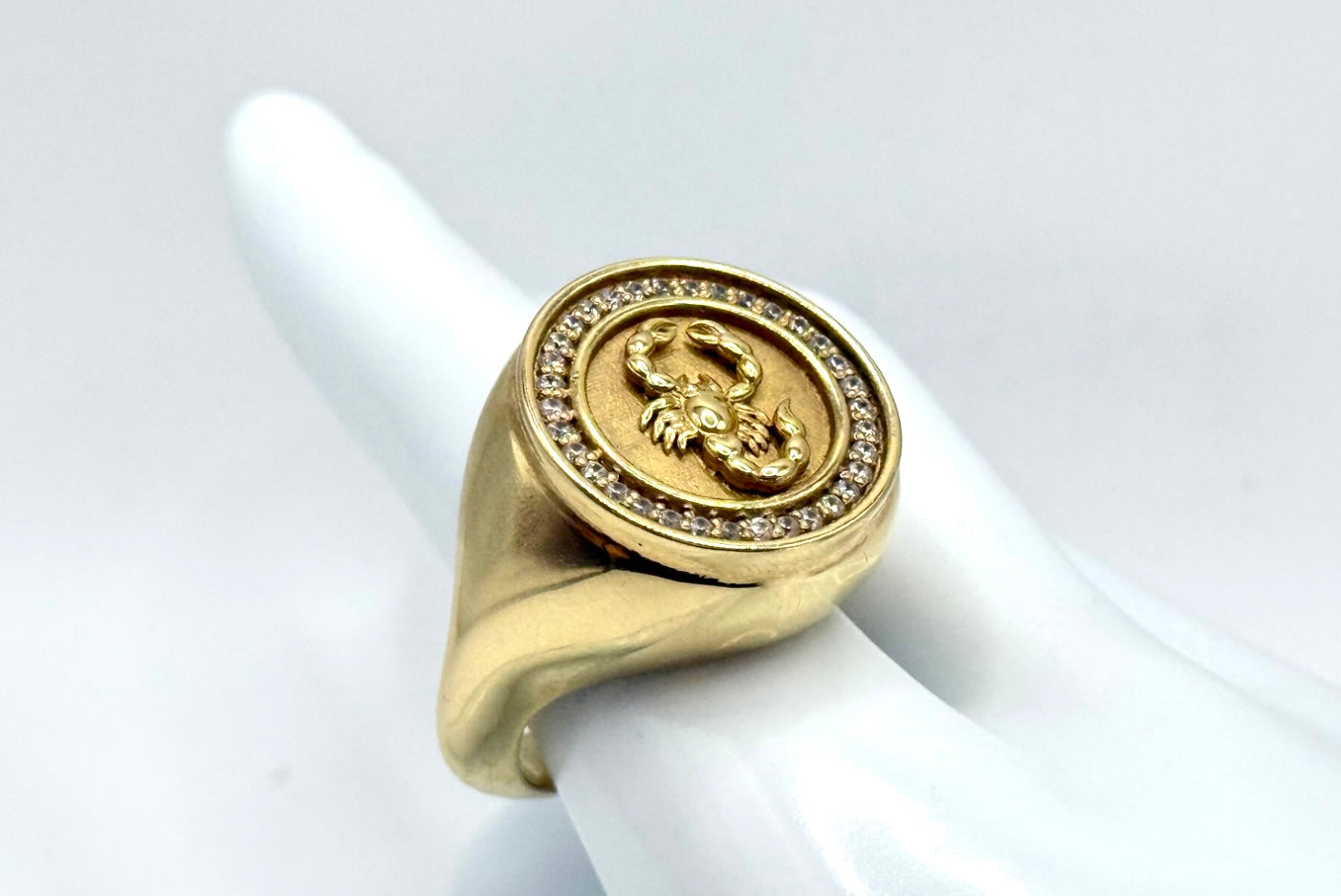 Scorpion Ring - Power Gold