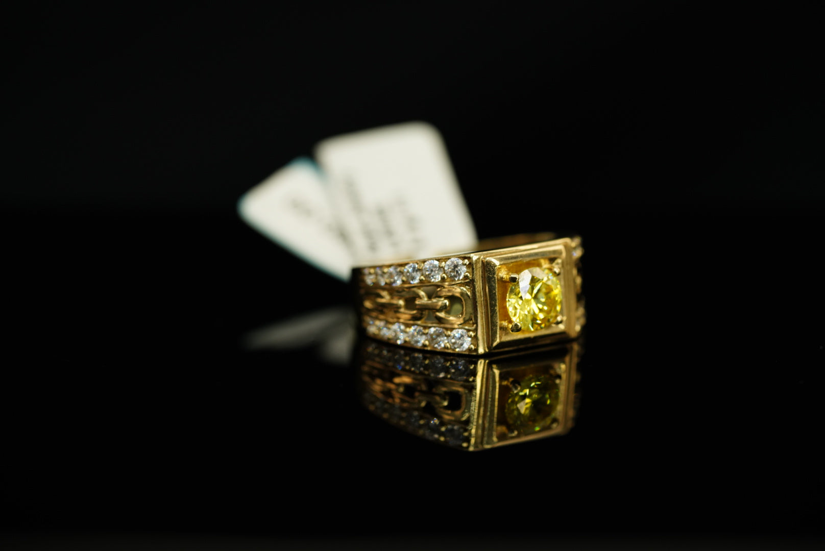 10k Rectangular with Yellow Crystal Inside Ring