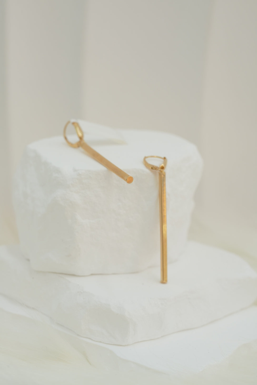 10k Earrings - Plain Sticks