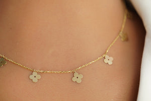 14k Pendant Flowers Necklace