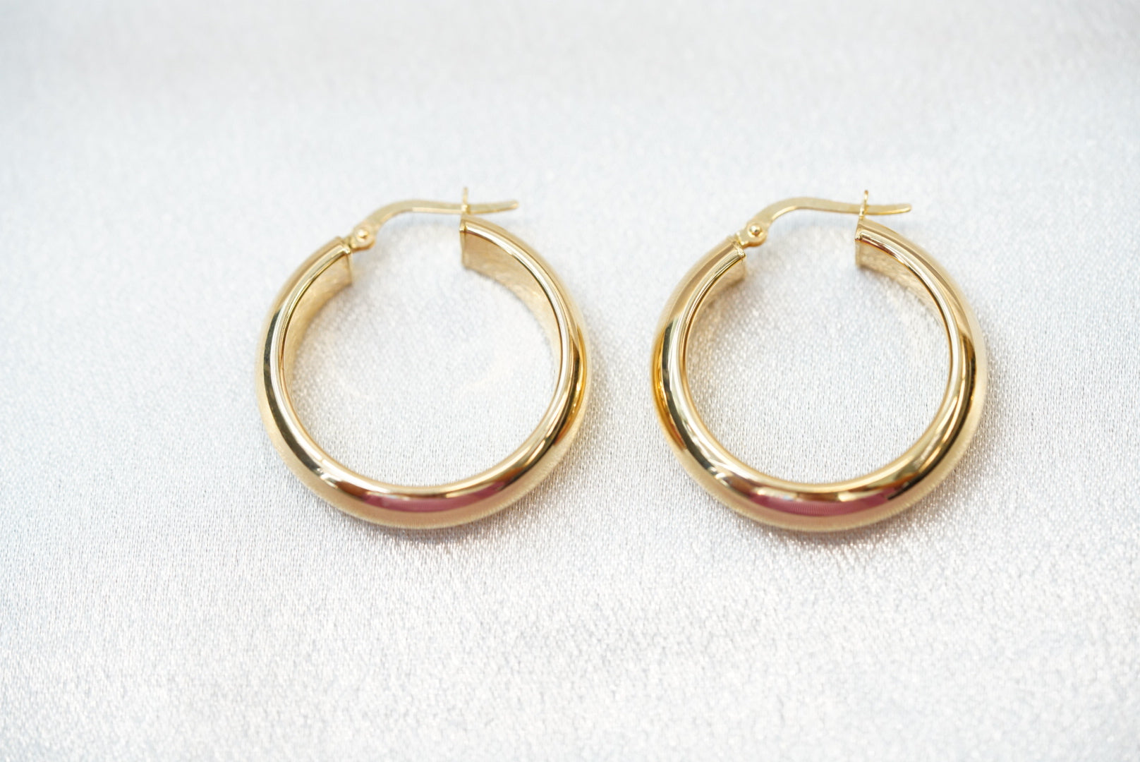 14k Bold Plain Hoops - Always Classy