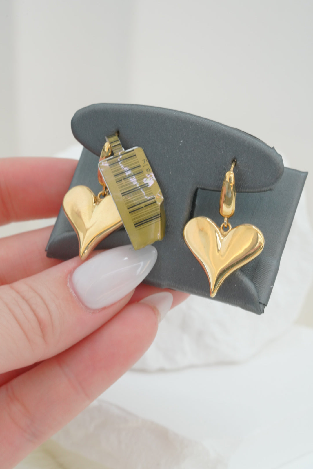 14k Drop Earrings - Bold Hearts