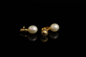 14k Pearl Stud Earrings