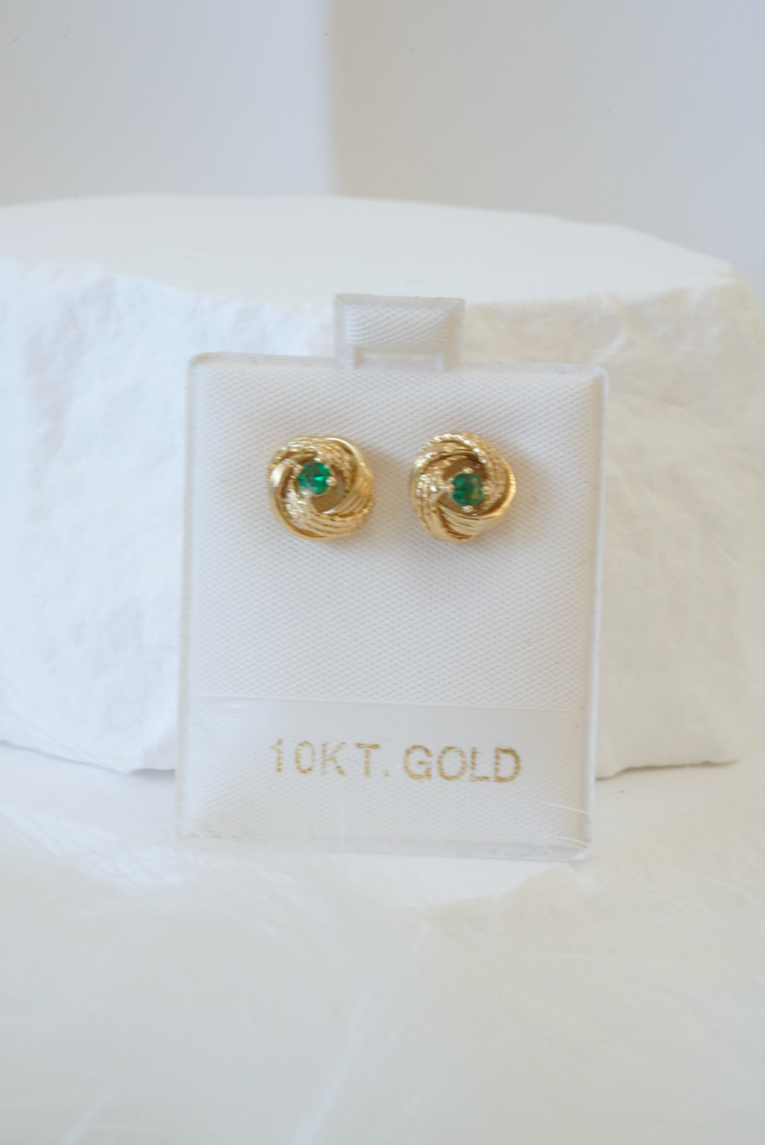 10k Earrings - Green Swirl