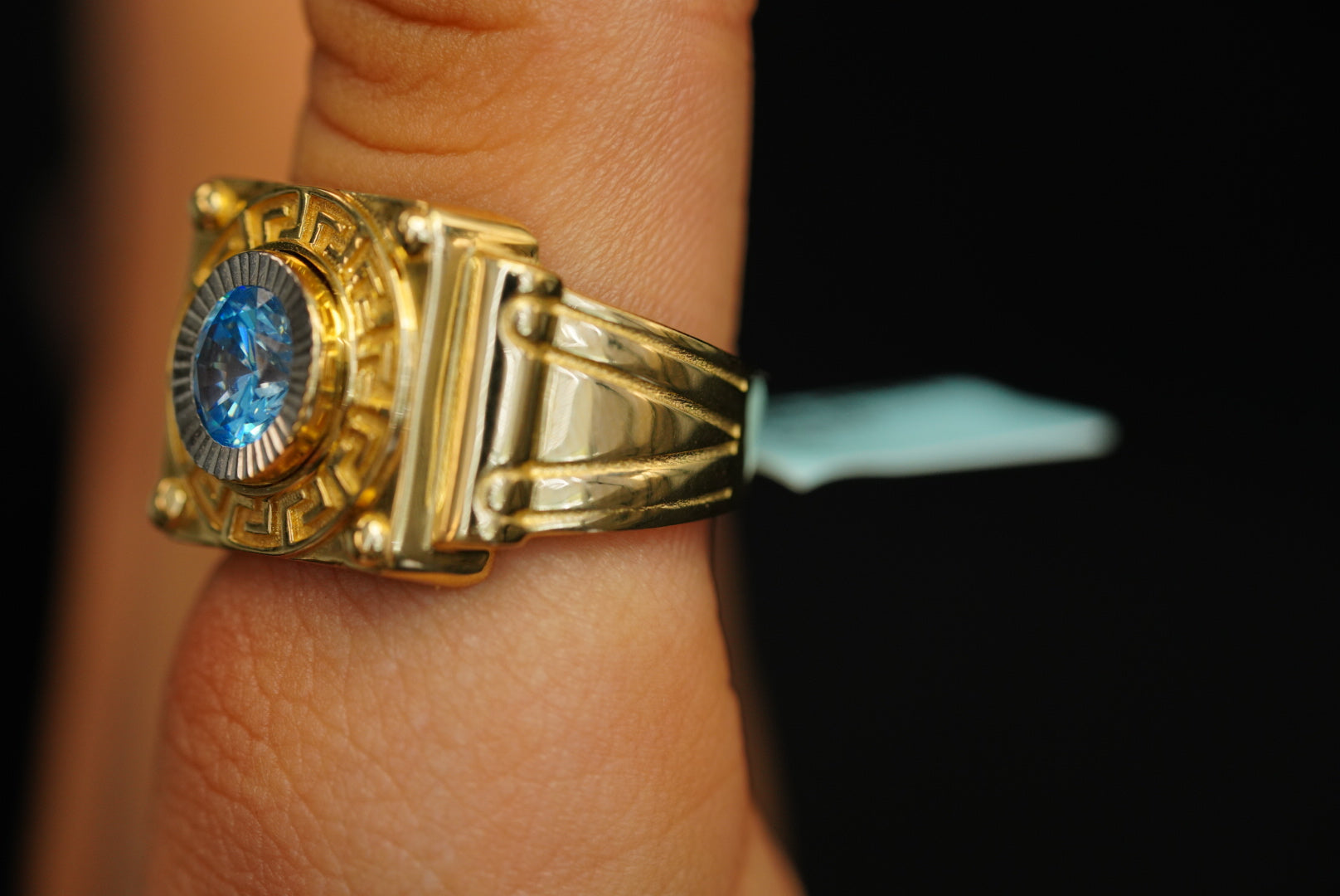 14k Aqua Circle Ring