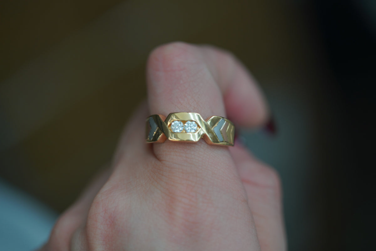 14k Alliance Ring - Unique Design