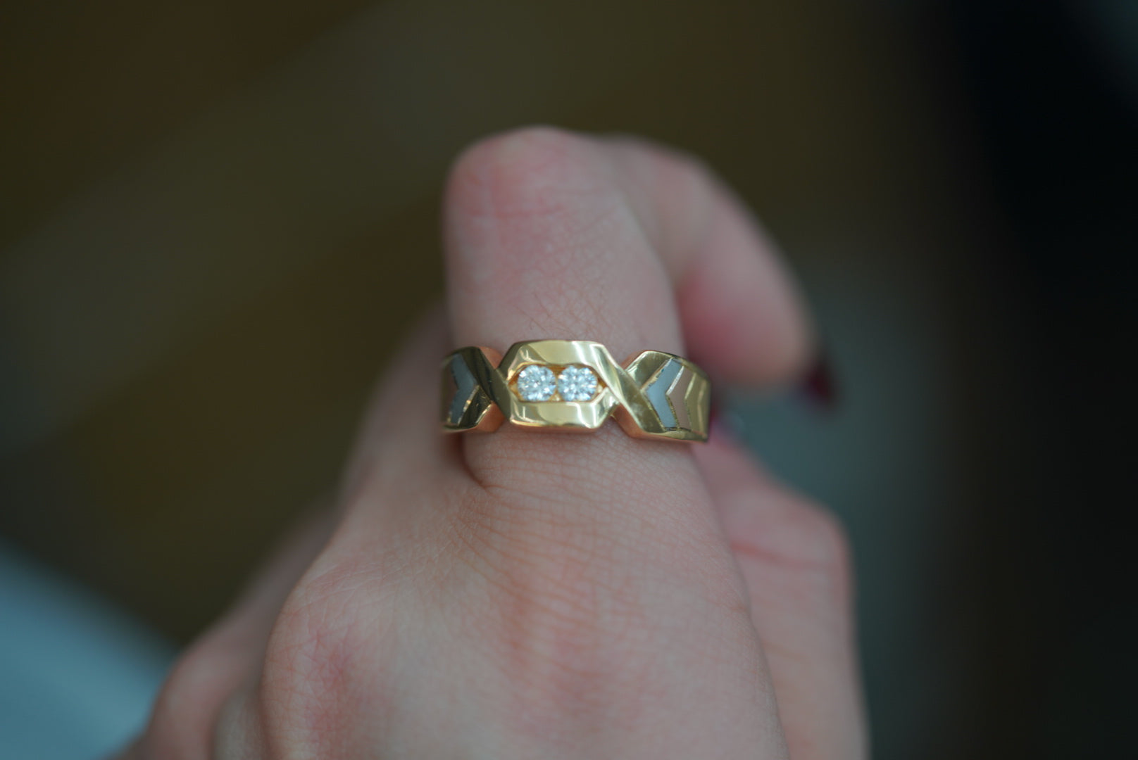 14k Alliance Ring - Unique Design