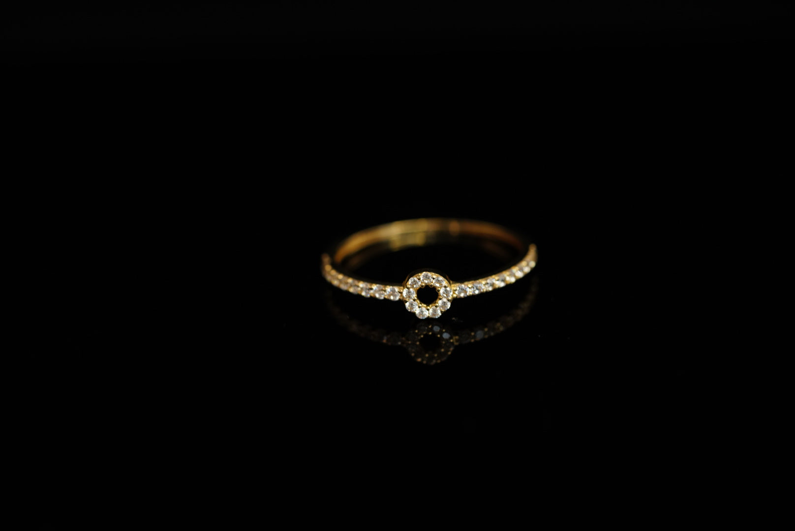 14k Circle Crystals Ring