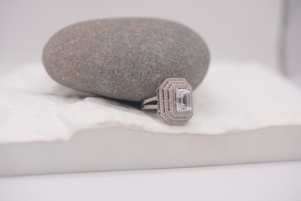 14k Engagement Ring - The Queen