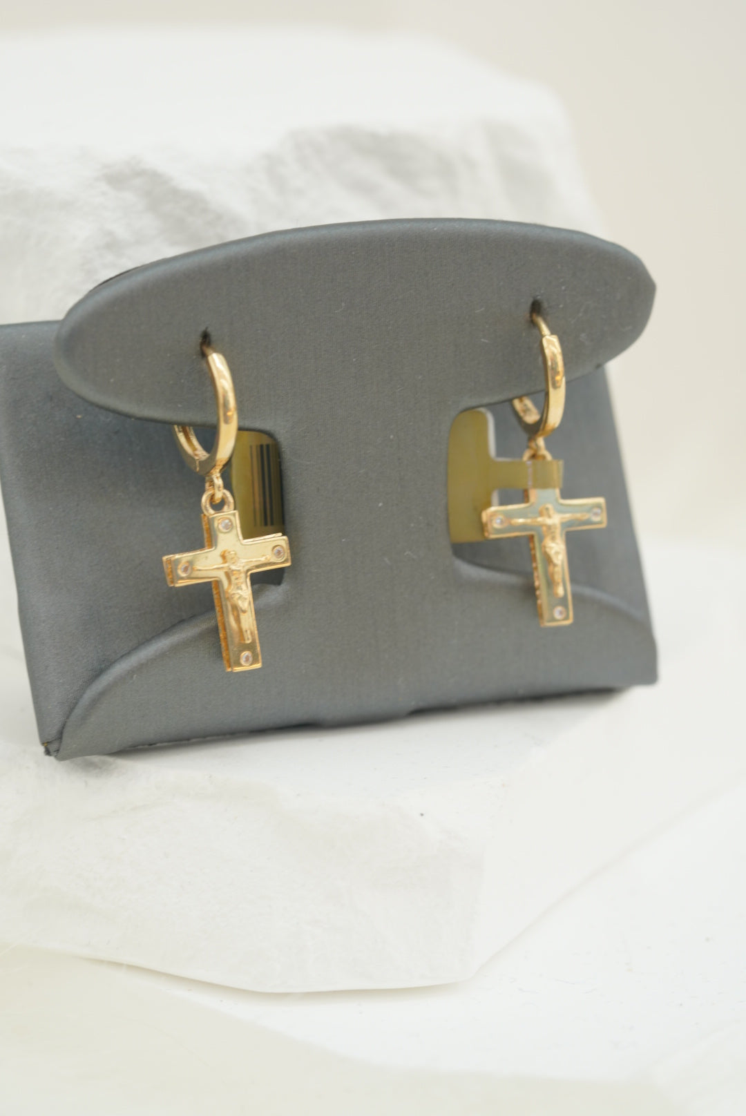 14k Hoops - Christ Cross
