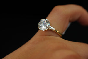 10k Circular Engagement Ring