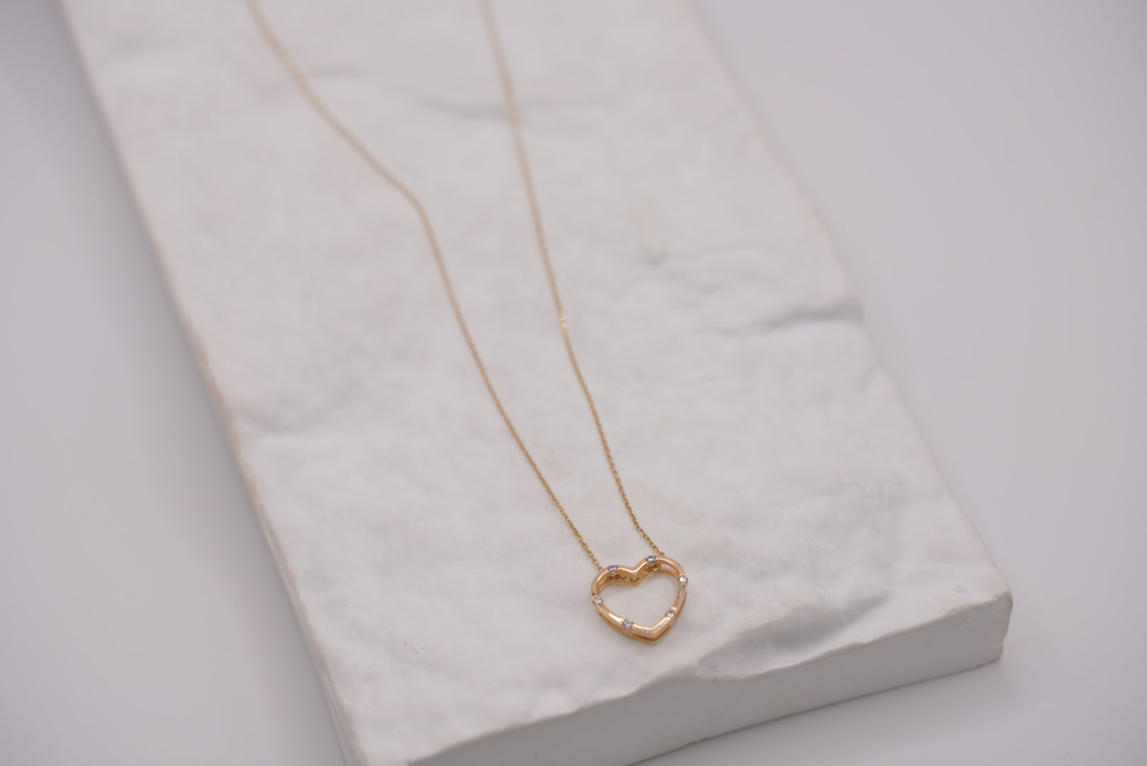 14k Necklace - Open Heart