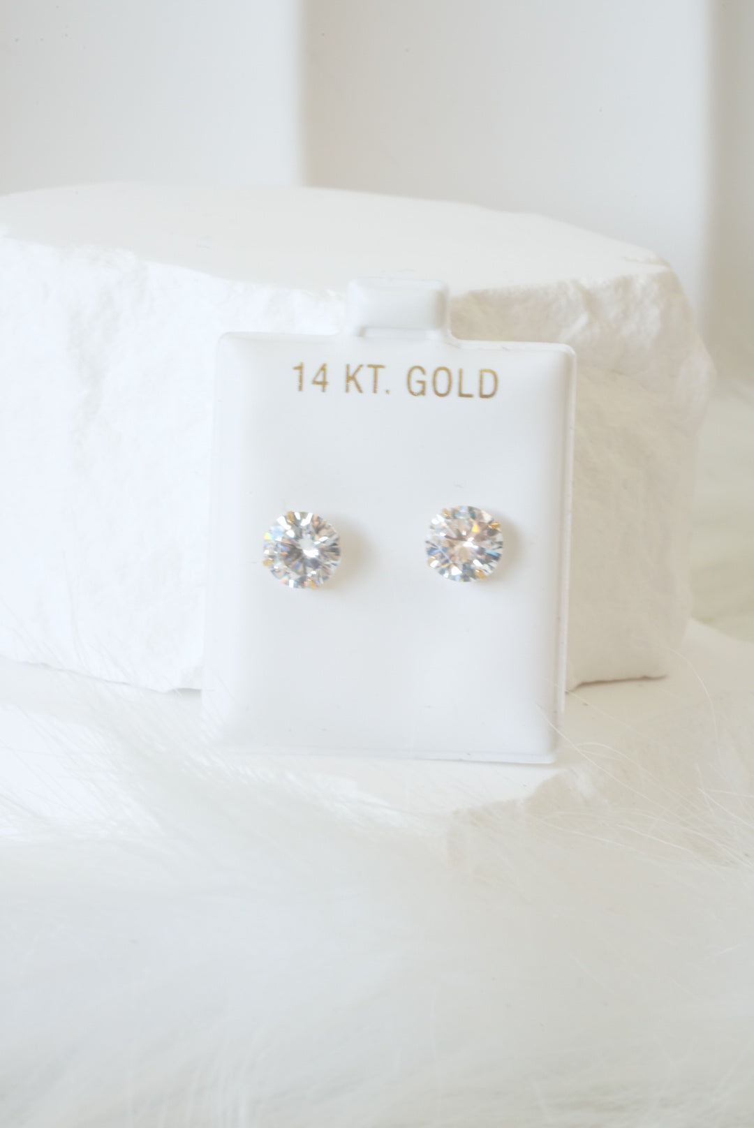 14k Earrings - Round Stone