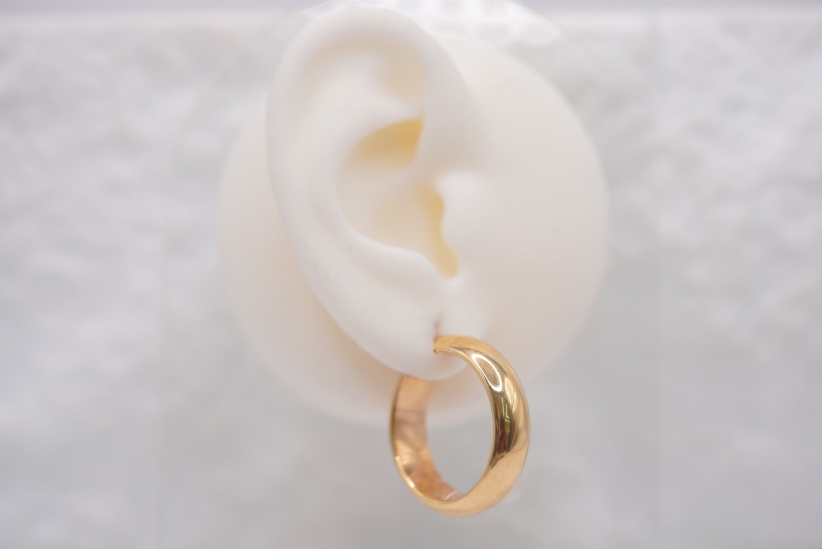 14k Hoop Earrings - Eternal Loop