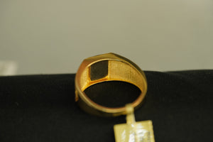 14k Black Stone White and Gold Ring