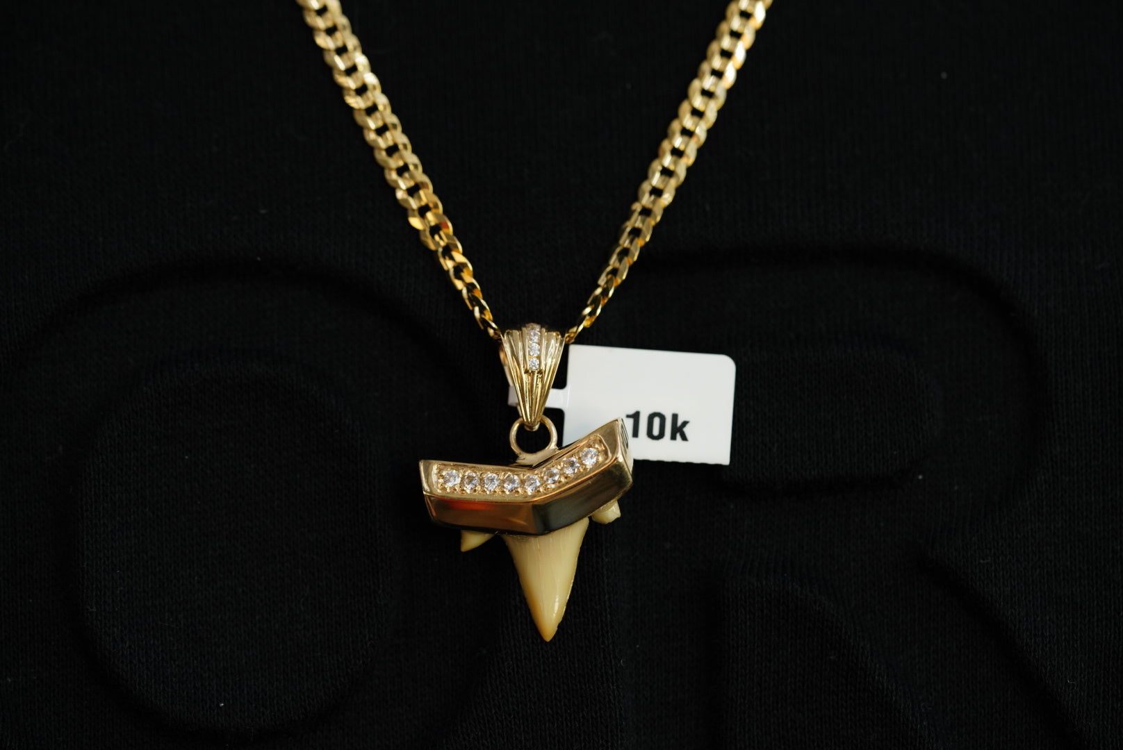 10k Shark Teeth Pendant with Diamond Cut Chain