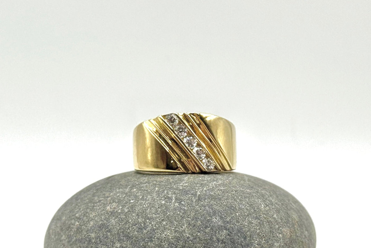 Alliance Ring - Love & Power