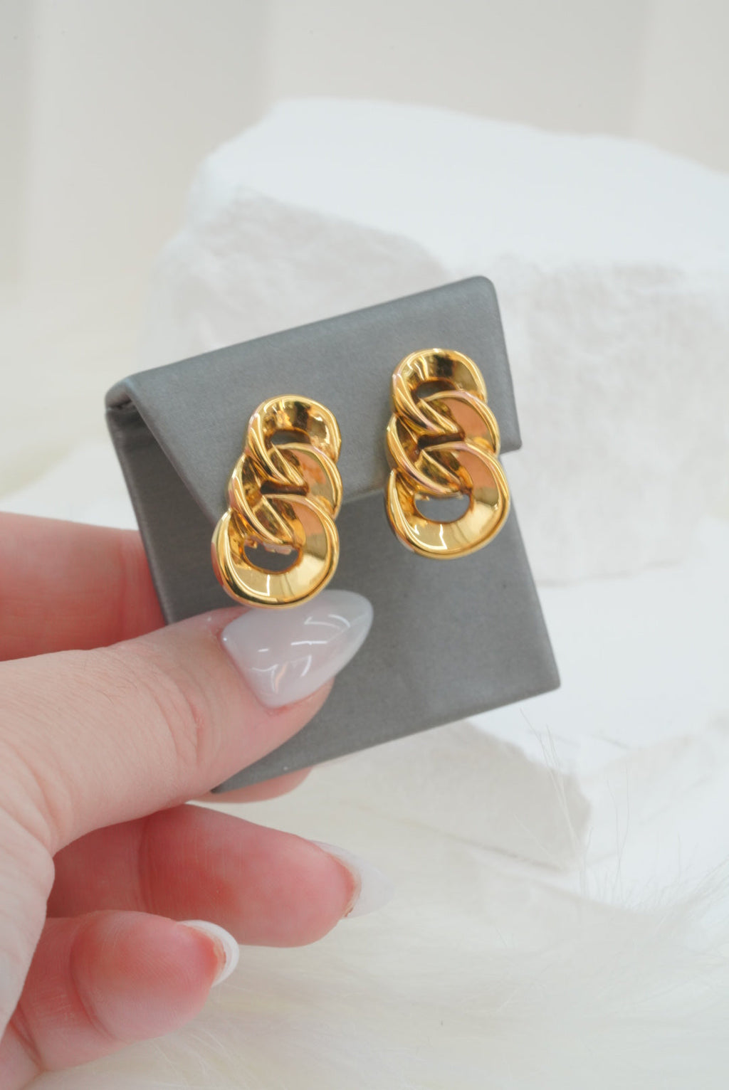14k Earrings - Chain Elegance