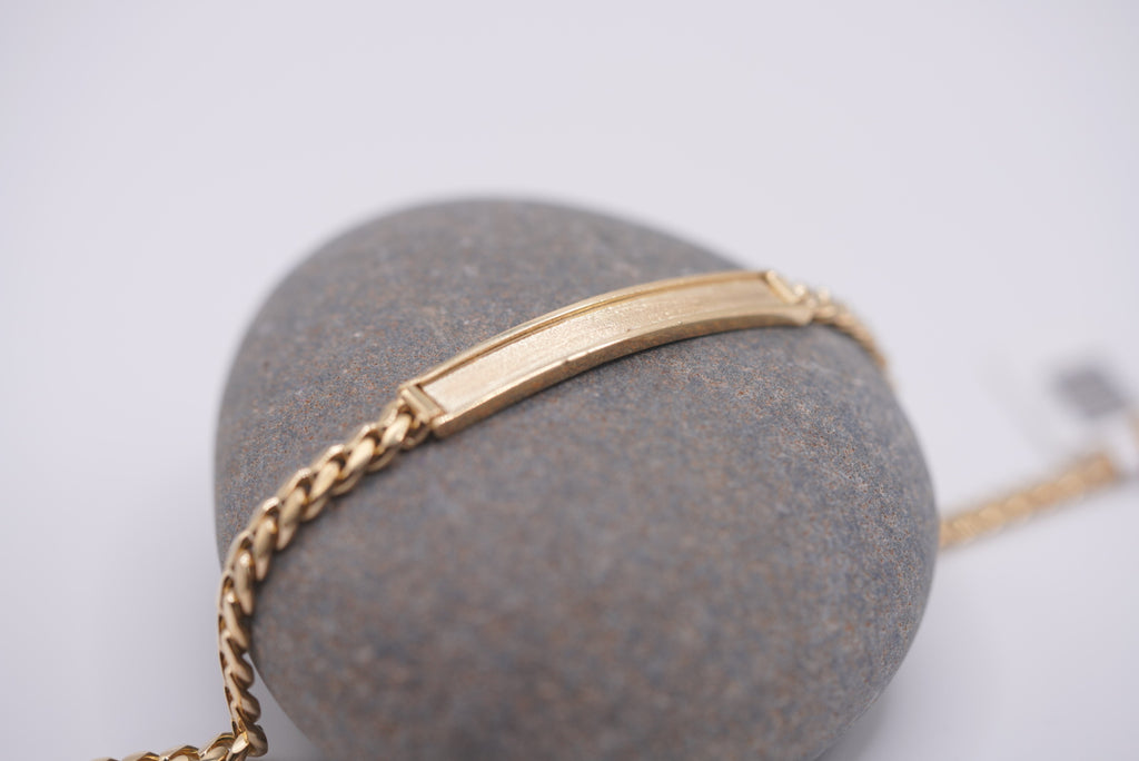 10k Plate Bracelet - Elegant Beauty