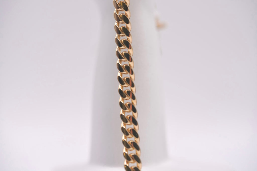 10k Plate Bracelet - Elegant Beauty