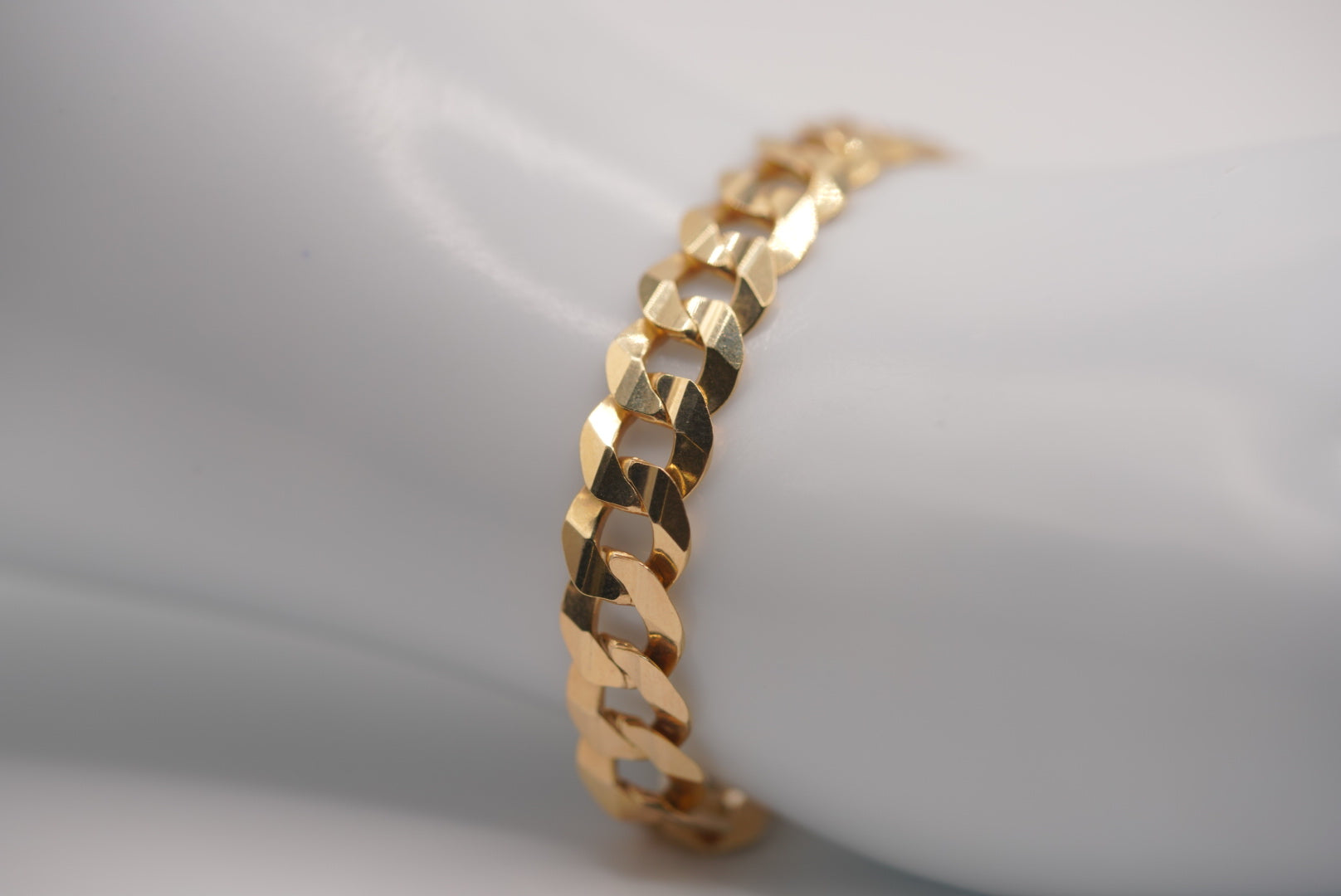 14k Diamond Cut Bracelet - Bold Power