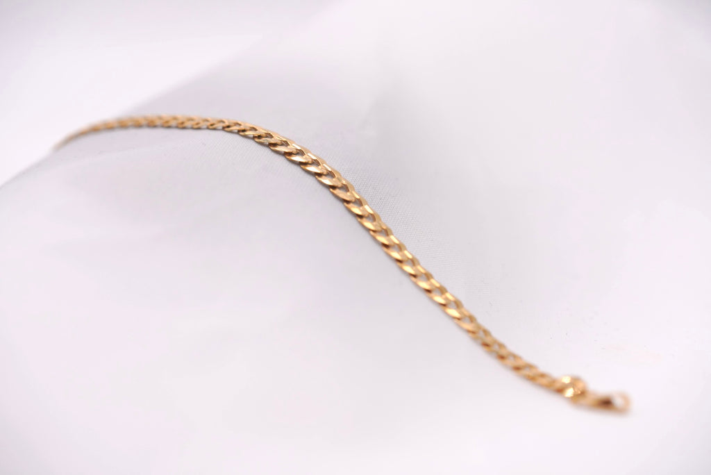 10k Diamond Cut Bracelet - Delicate Love