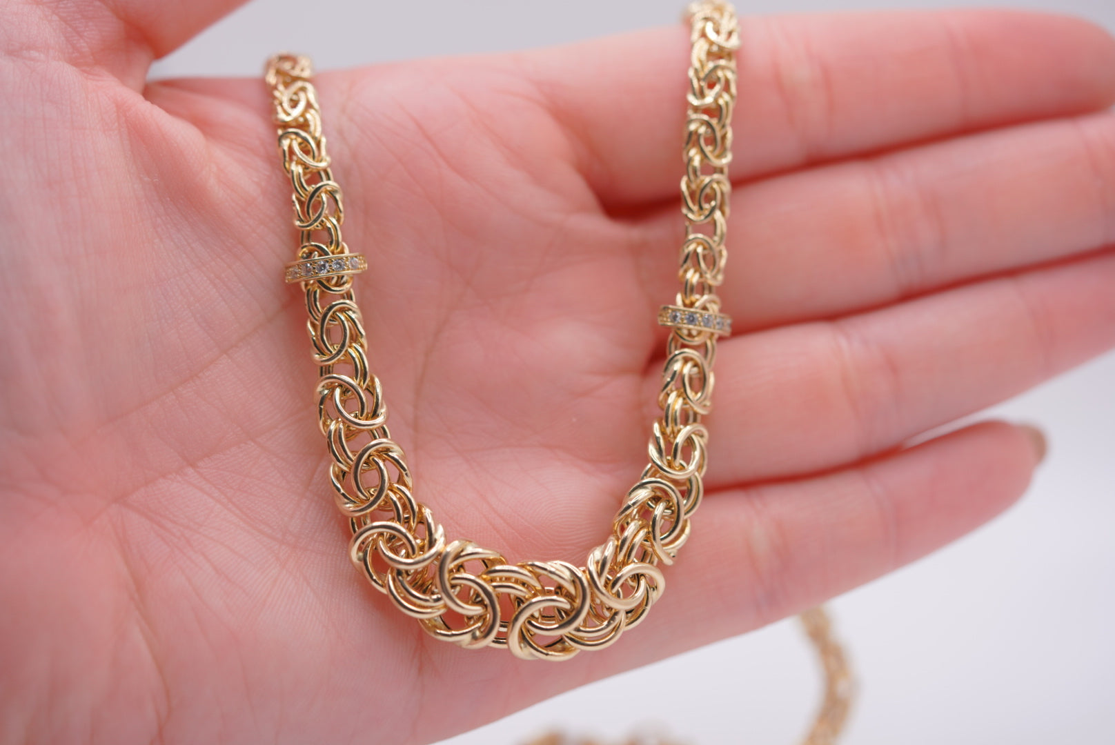 14k Royal Necklace - Timeless Beauty