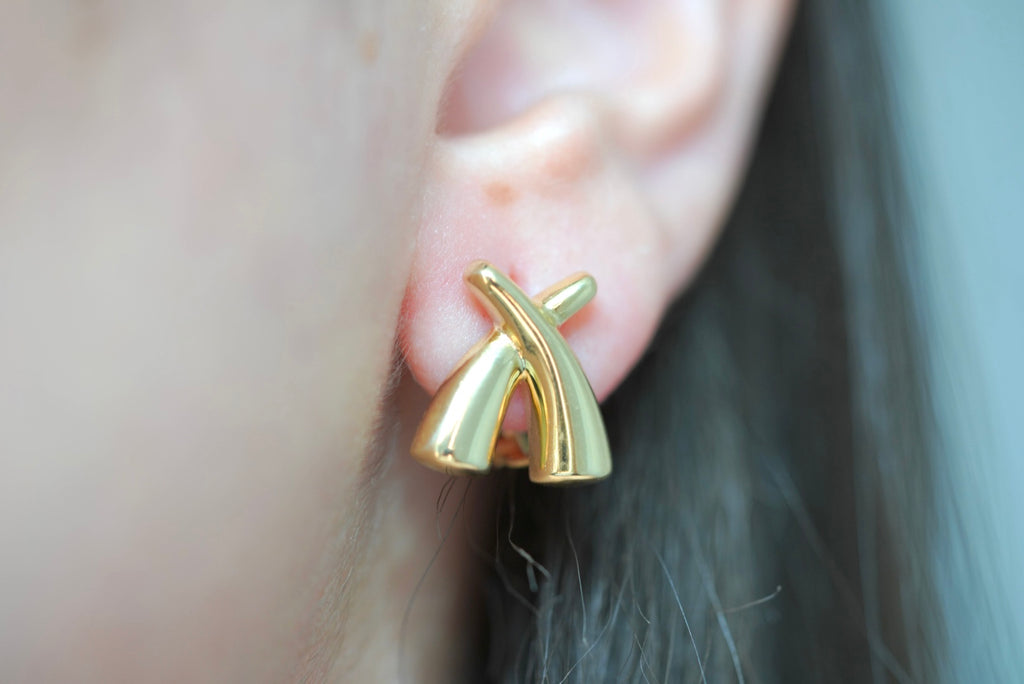 10k Sleek Women's Earrings