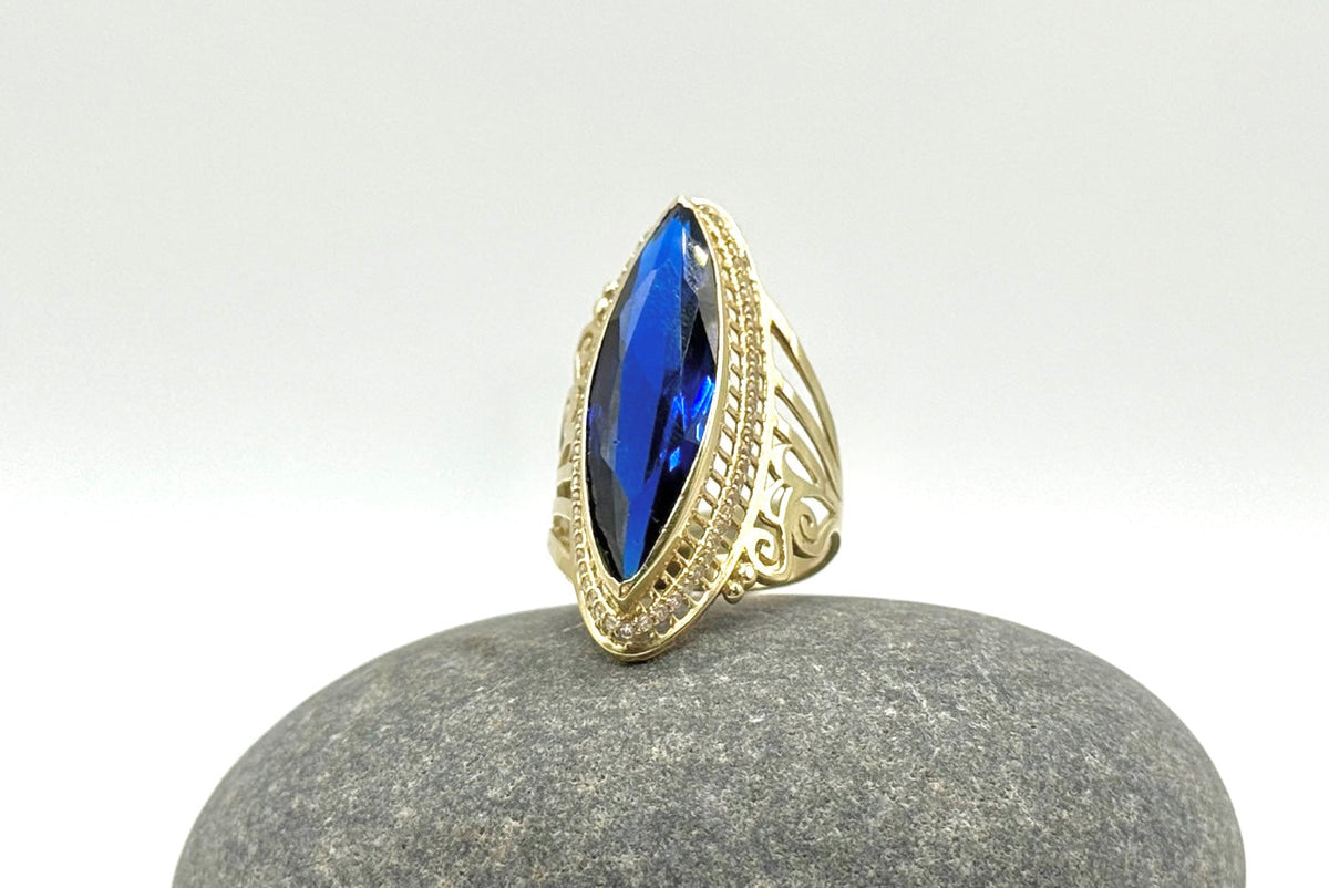Stone Ring - Timeless Royalty