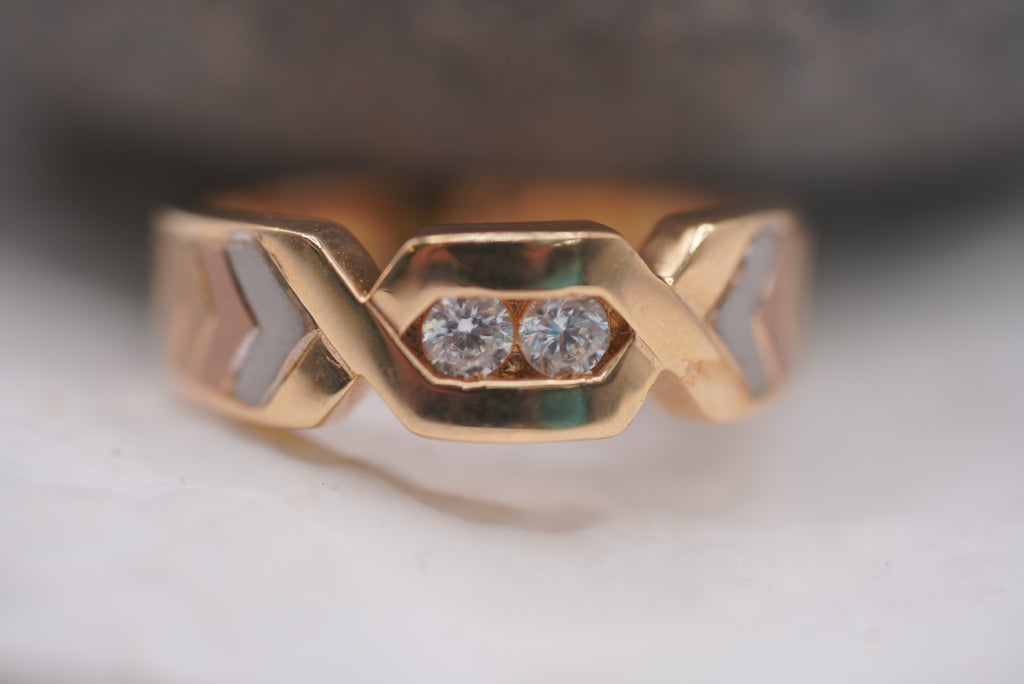 14k Alliance Ring - Unique Design