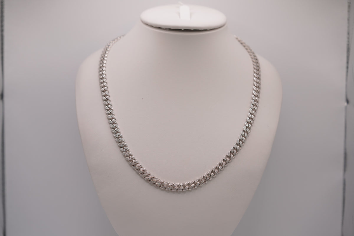 Silver Cuban Link Chain - Trendy Woman