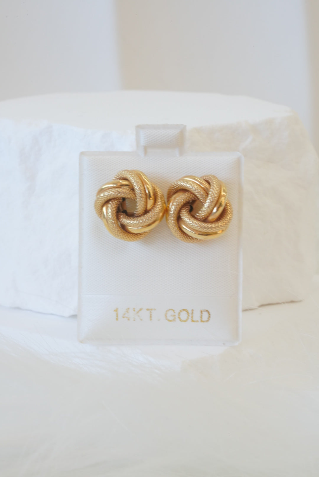14k Earrings - Classic Knot