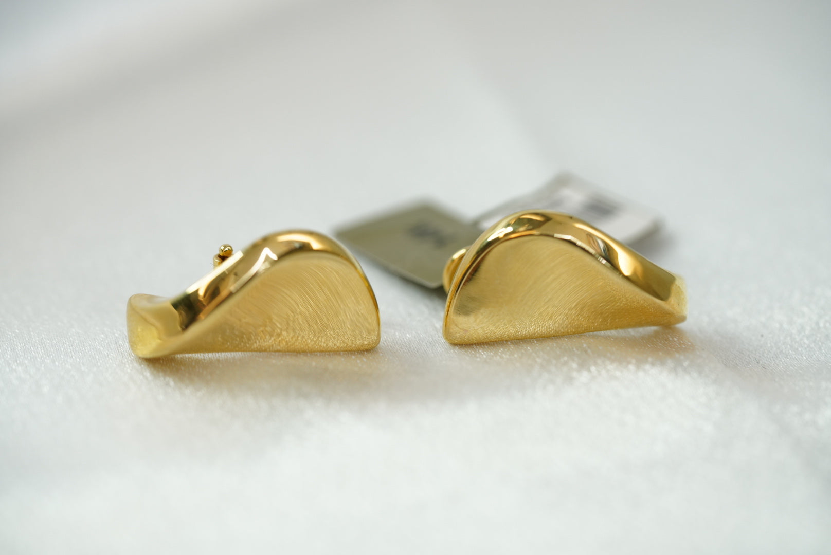 14k Teardrop Clip Earrings