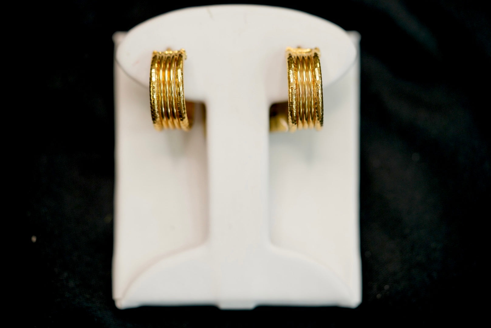 14k Wheel Hoop Earring